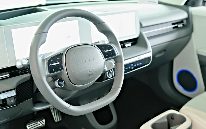 Hyundai IONIQ 5 cena 258714 przebieg: 8, rok produkcji 2024 z Radomsko małe 781